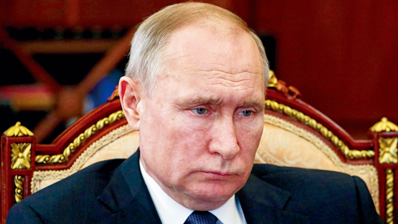 俄羅斯總統普欽傳與川普協商，減產石油，讓油市回穩。